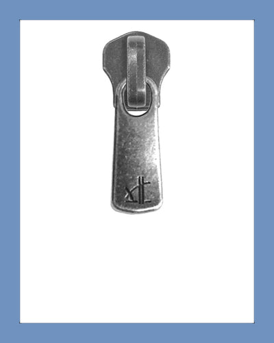 #5 Slider DF2E Ant. Silver - Zipper and Thread