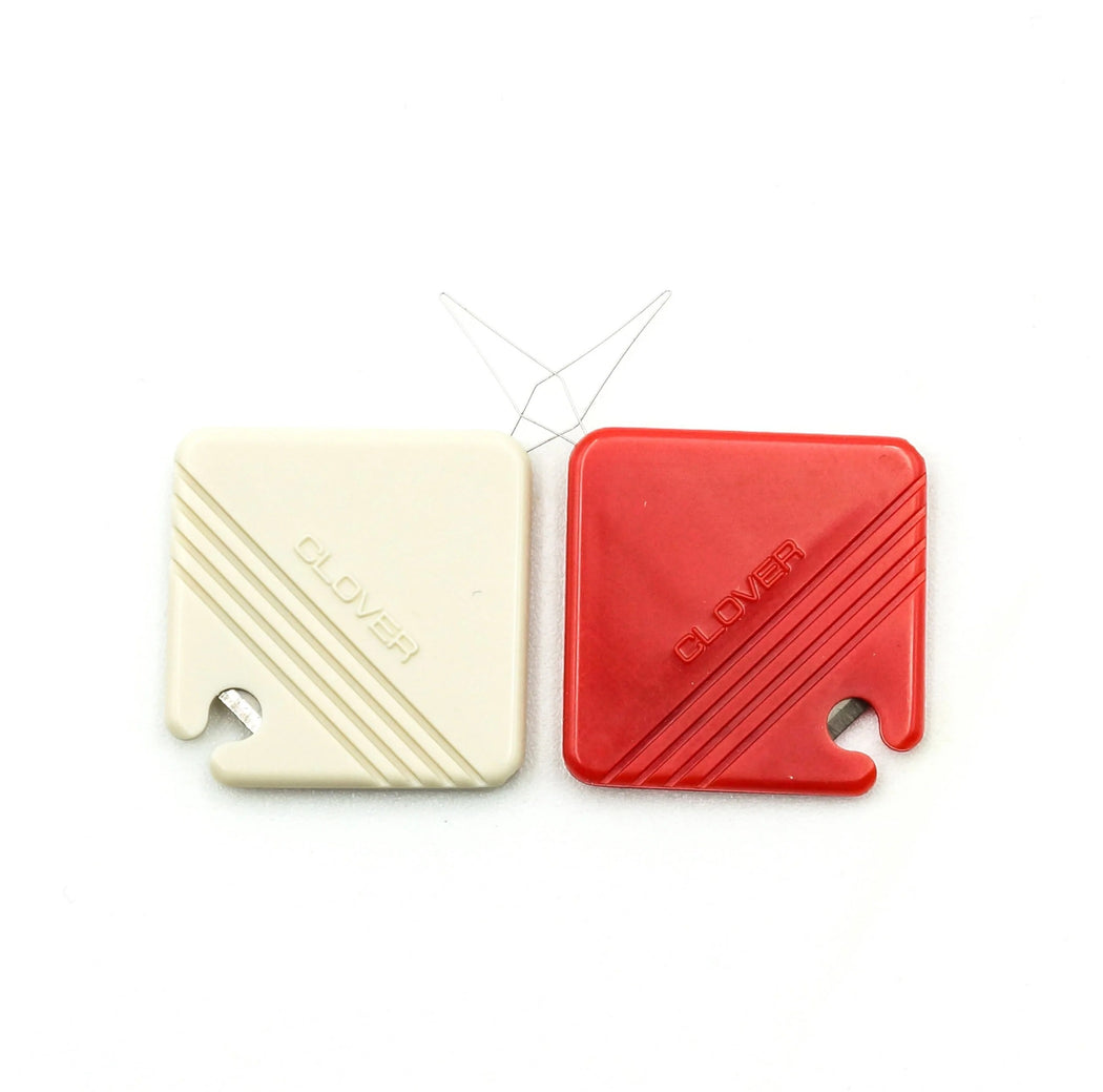 Threader With Cutter "Petit Cut" - Zipper and Thread
