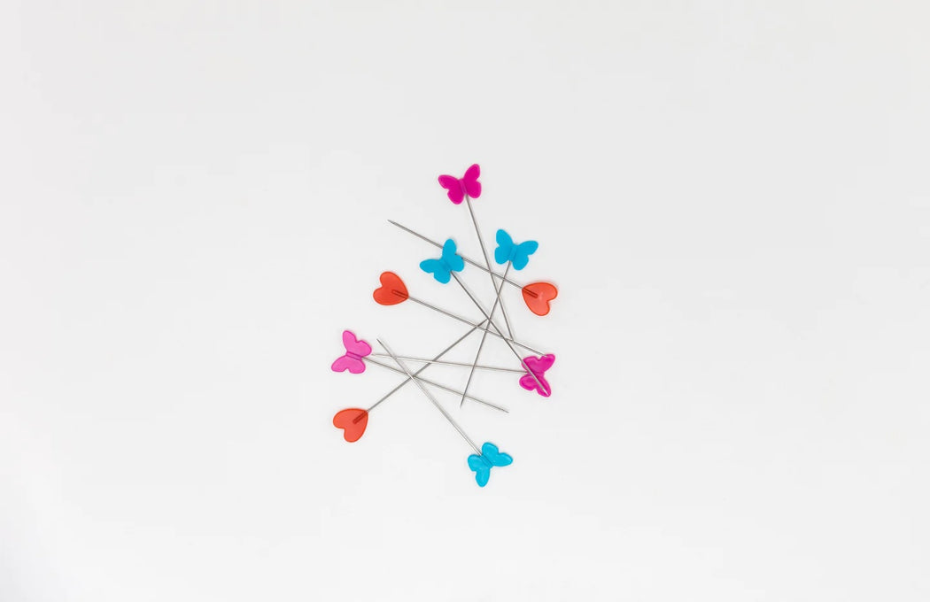 Information related to zippers, thread, and sewing.